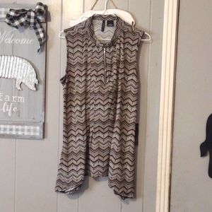 New Direction sleeveless tunic top with half zip neck.